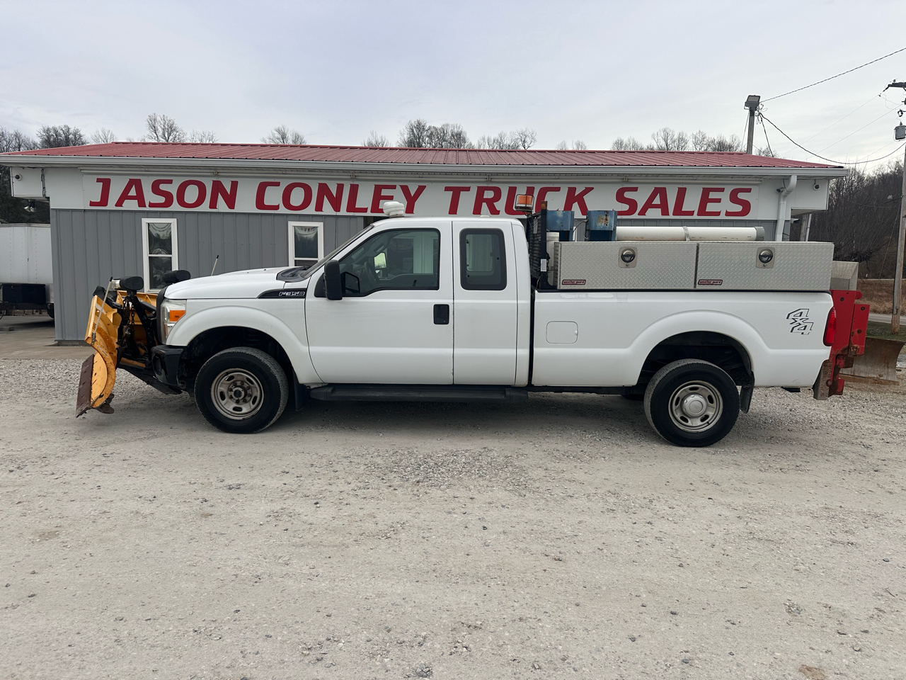 2012 Ford Super Duty F-350 SRW 4WD SuperCab 158" XL
