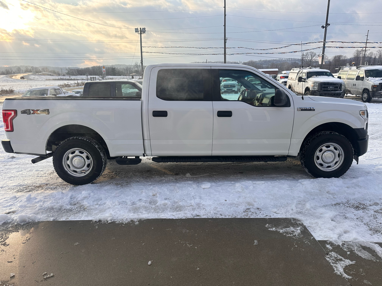 Ford F-150 XL 4WD SuperCrew 5.5' Box 2017