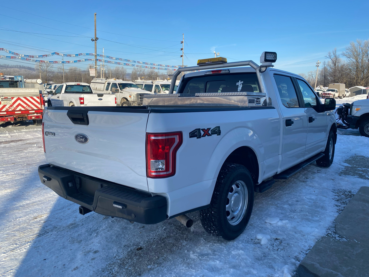 Ford F-150 XL SuperCrew 4WD 2017