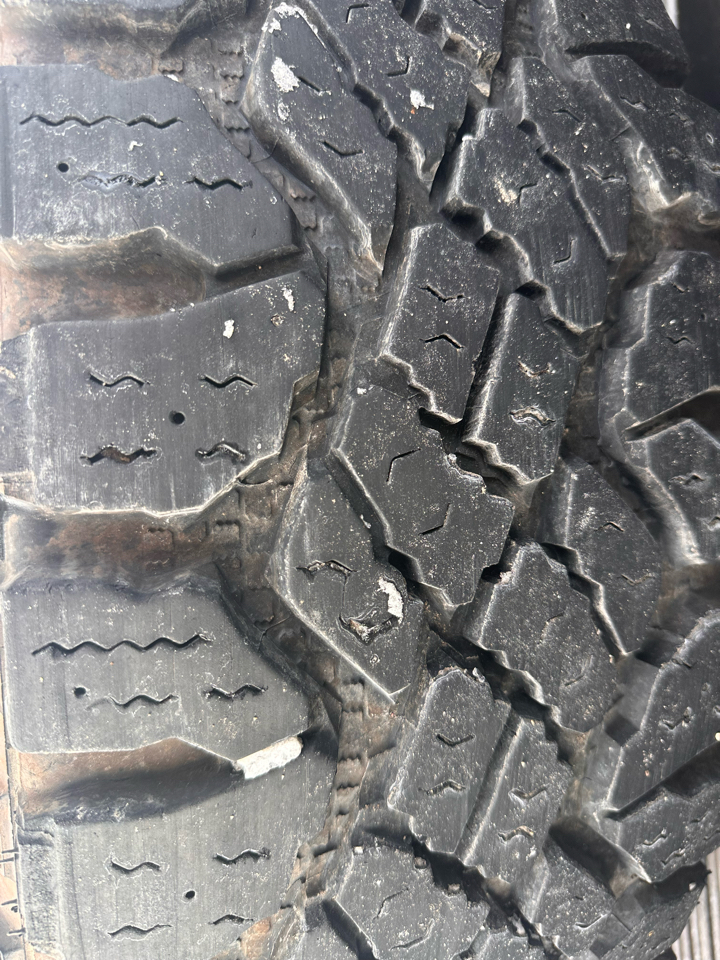 Ford Super Duty F-350 SRW 4WD SuperCab 162" WB 60" CA XL 2011