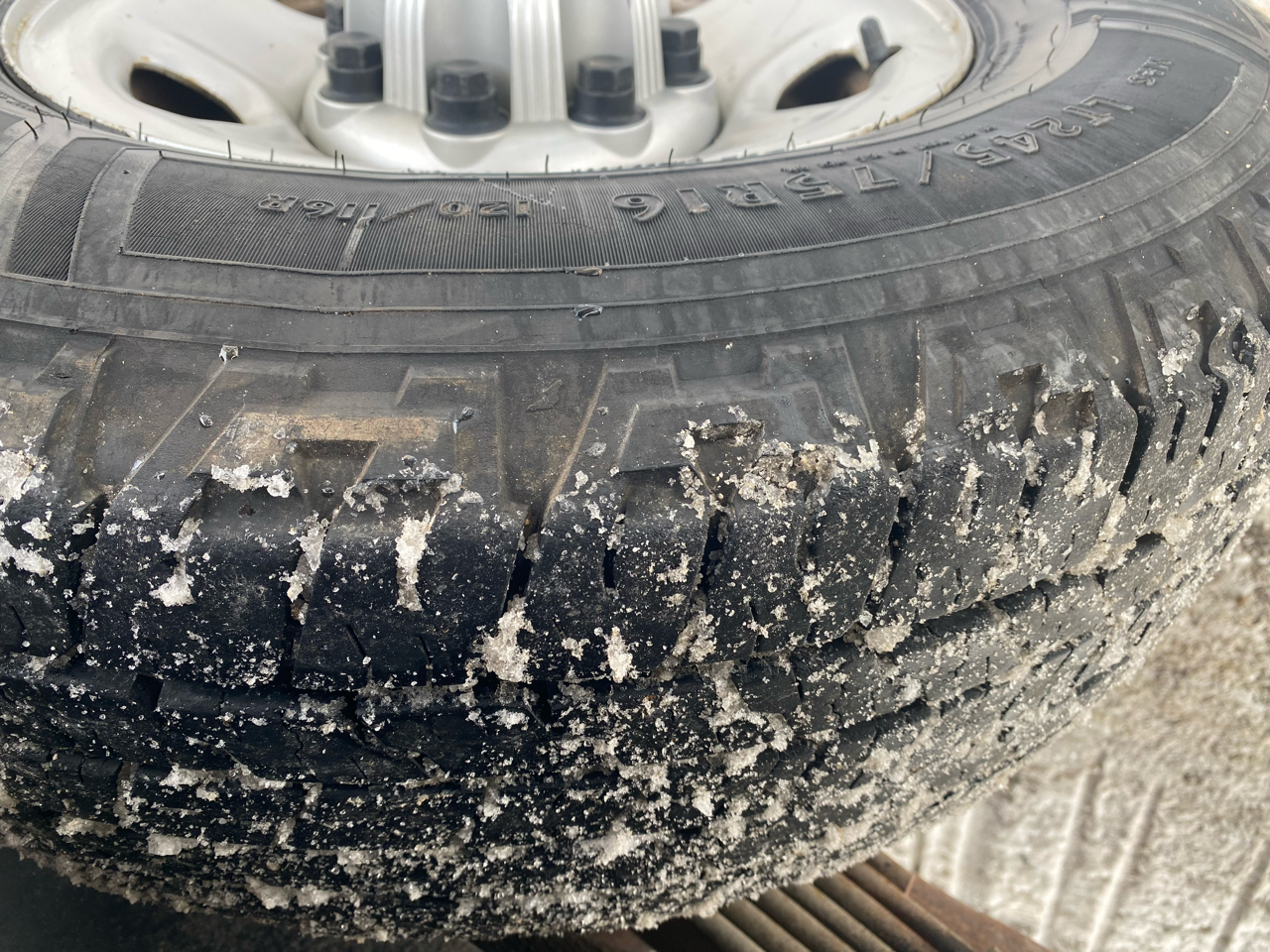 Chevrolet Express Commercial Cutaway 3500 Van 139" 2016