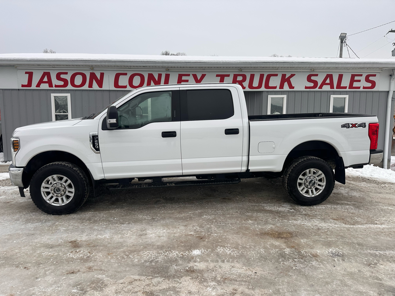 2018 Ford Super Duty F-250 SRW XLT 4WD Crew Cab 6.75' Box