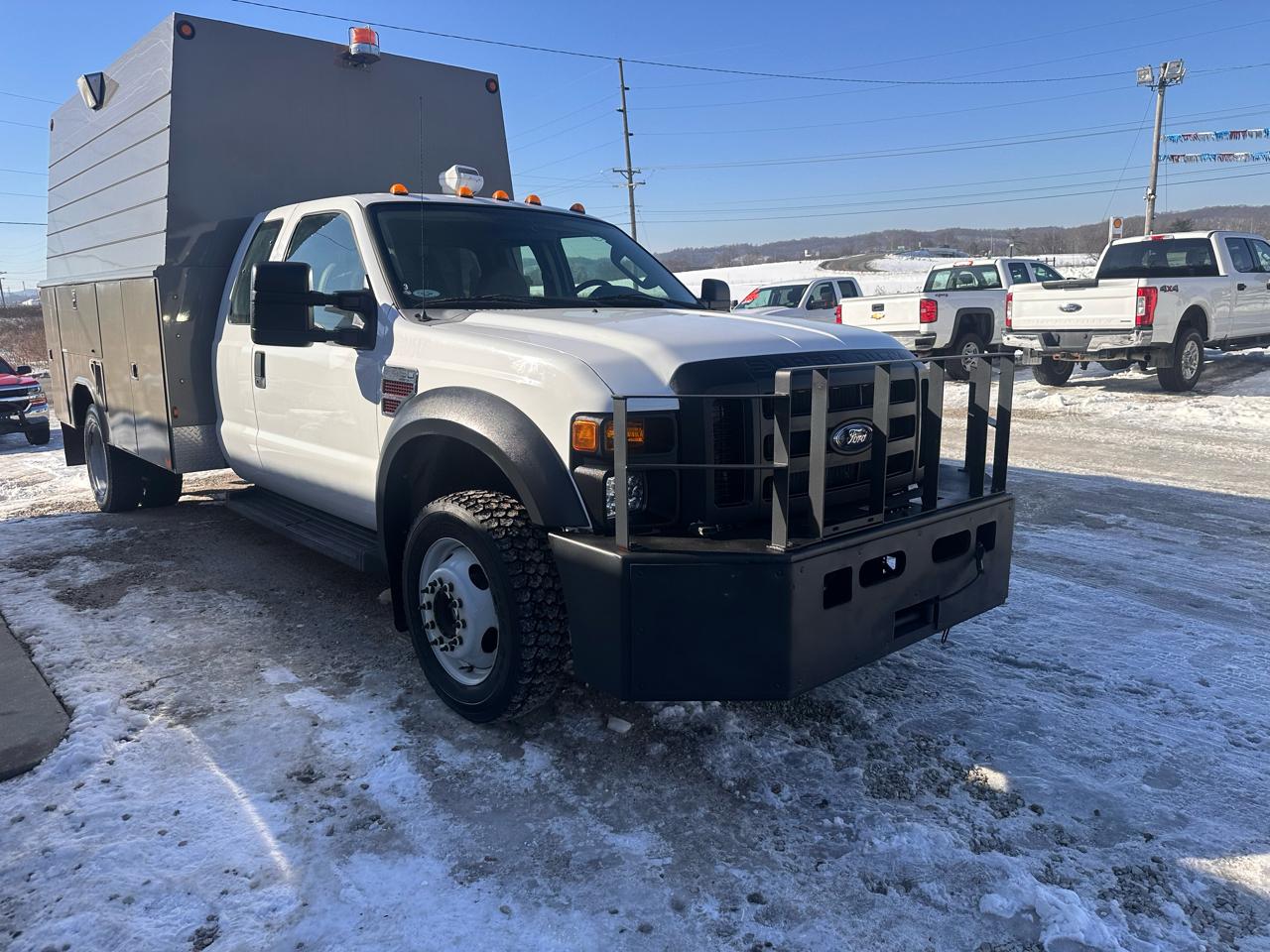 Ford Super Duty F-450 DRW 4WD Reg Cab 201" WB 120" CA XL 2008