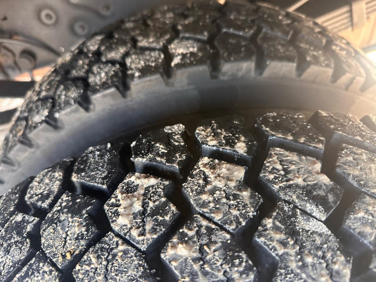 Ford Super Duty F-450 DRW 4WD Reg Cab 201" WB 120" CA XL 2008