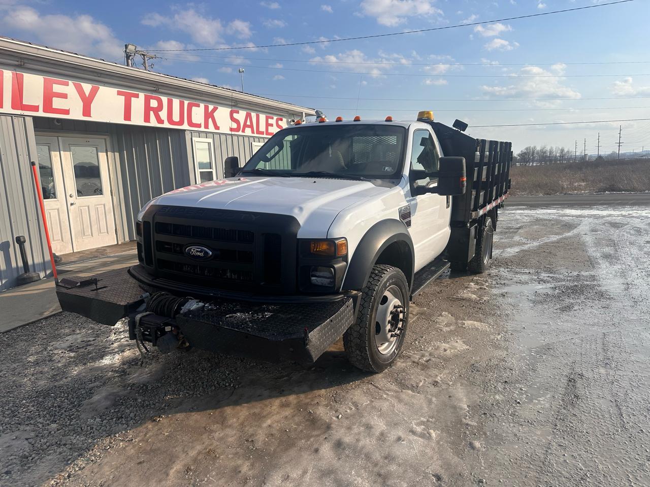 Ford Super Duty F-450 DRW 4WD Reg Cab 165" WB 84" CA XL 2008