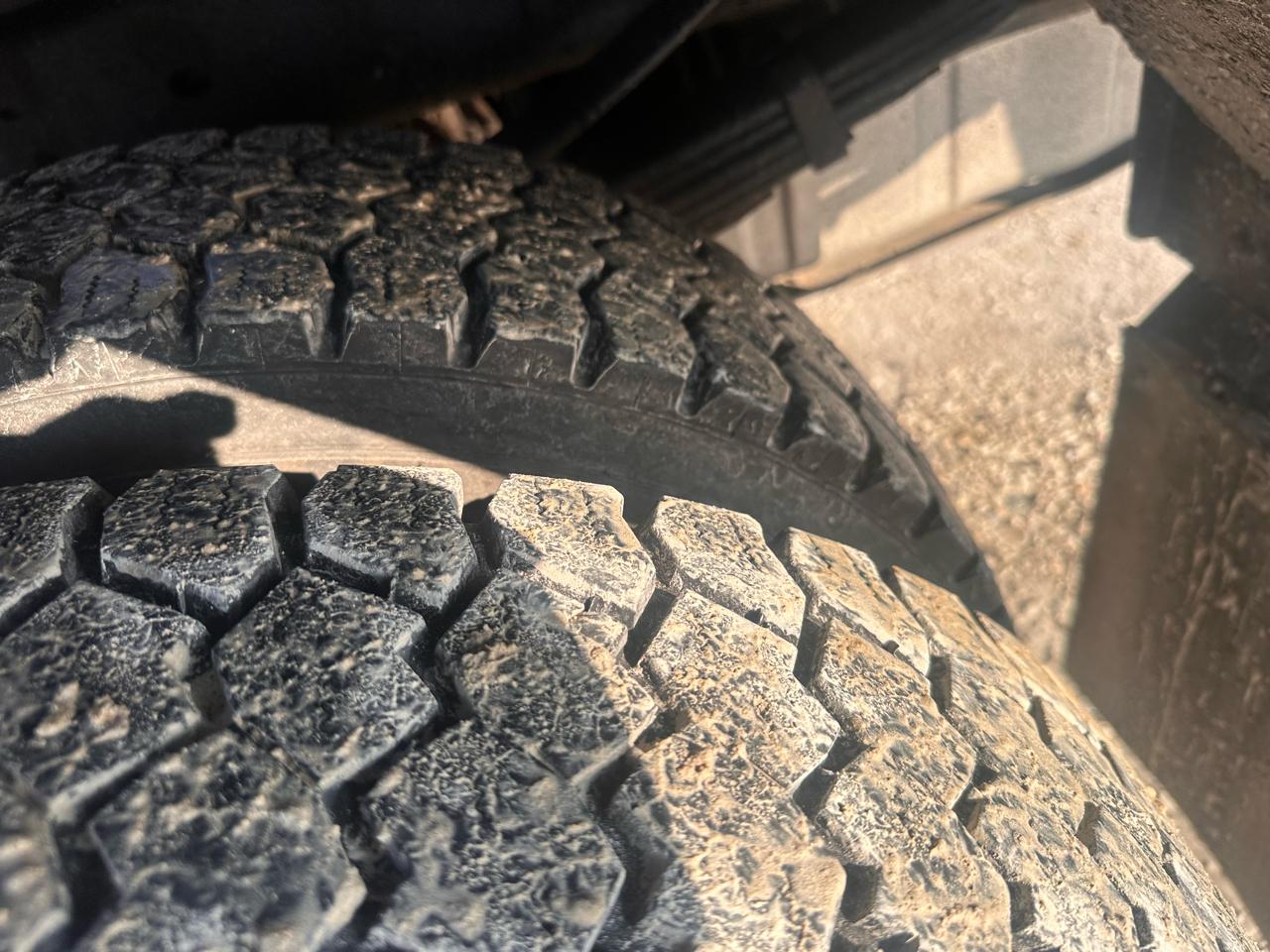 Ford Super Duty F-450 DRW 4WD Reg Cab 165" WB 84" CA XL 2008