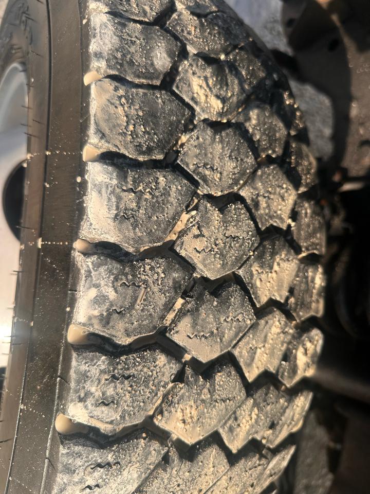 Ford Super Duty F-450 DRW 4WD Reg Cab 165" WB 84" CA XL 2008