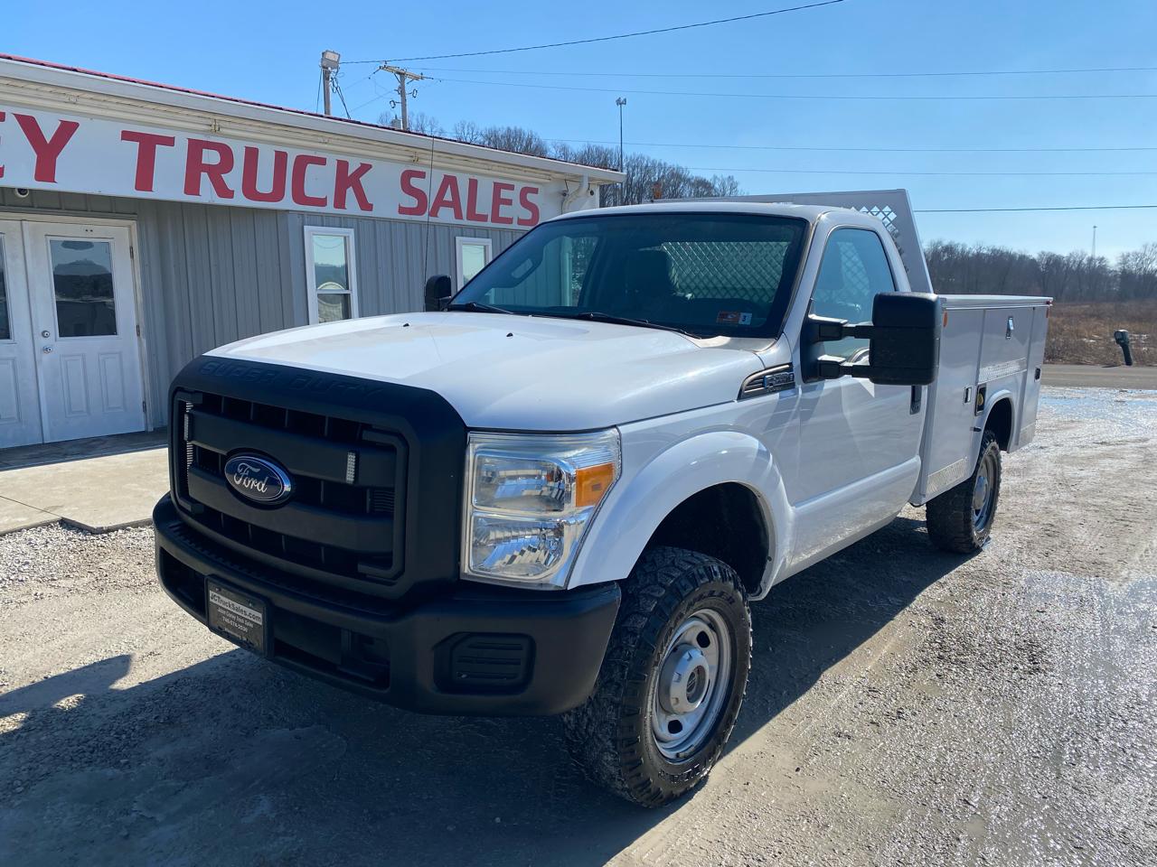 Ford Super Duty F-250 SRW 4WD Reg Cab 137" XLT 2013
