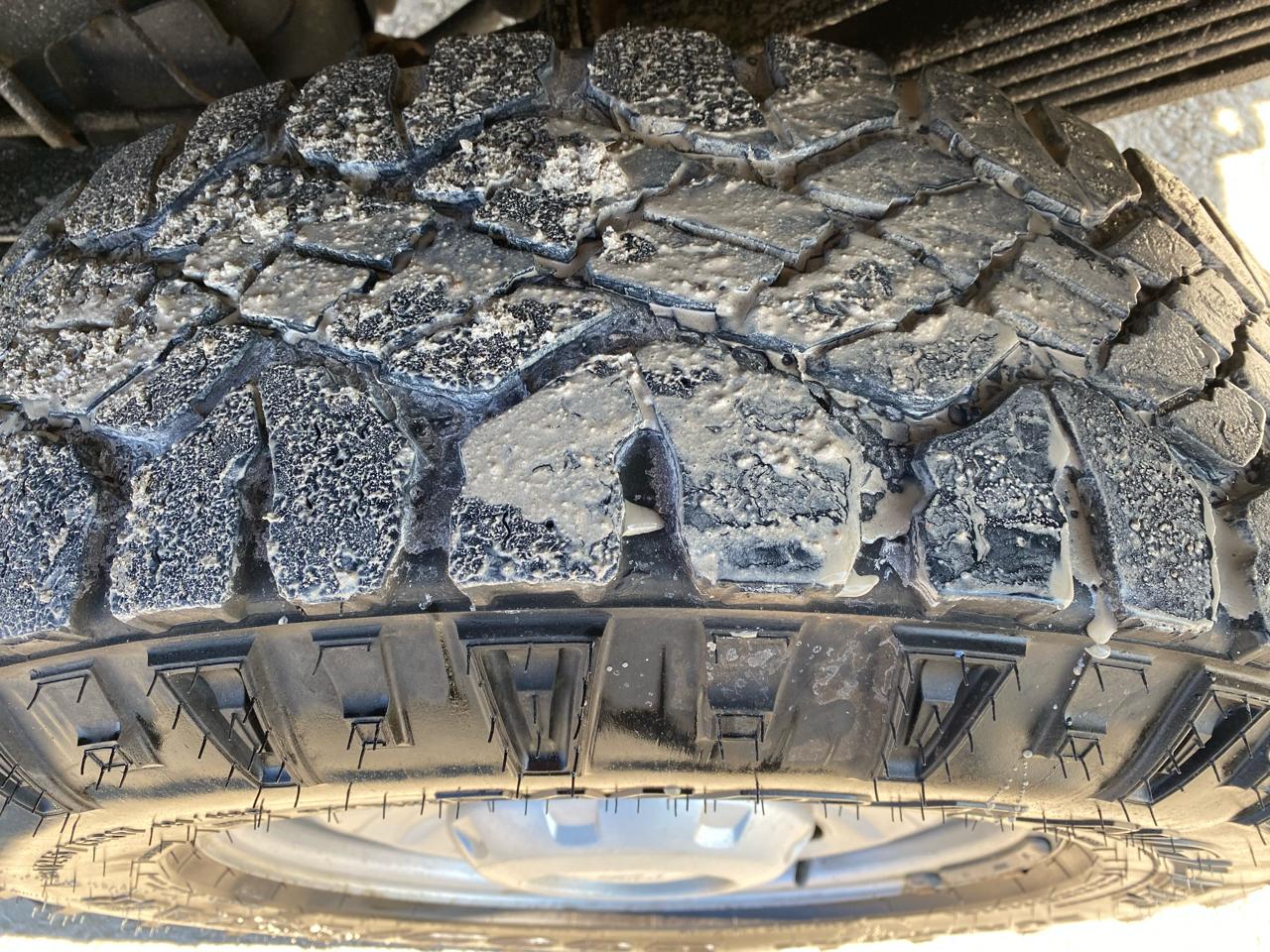 Ford Super Duty F-250 SRW 4WD Reg Cab 137" XLT 2013