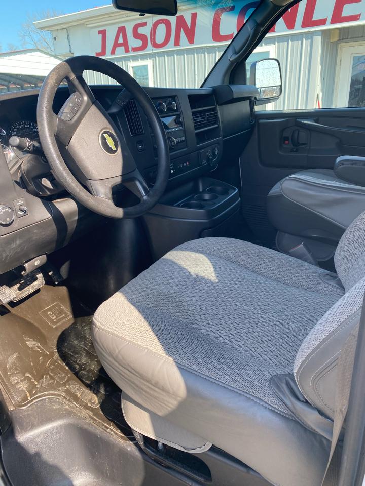 Chevrolet Express Passenger RWD 3500 135" LT w/1LT 2015