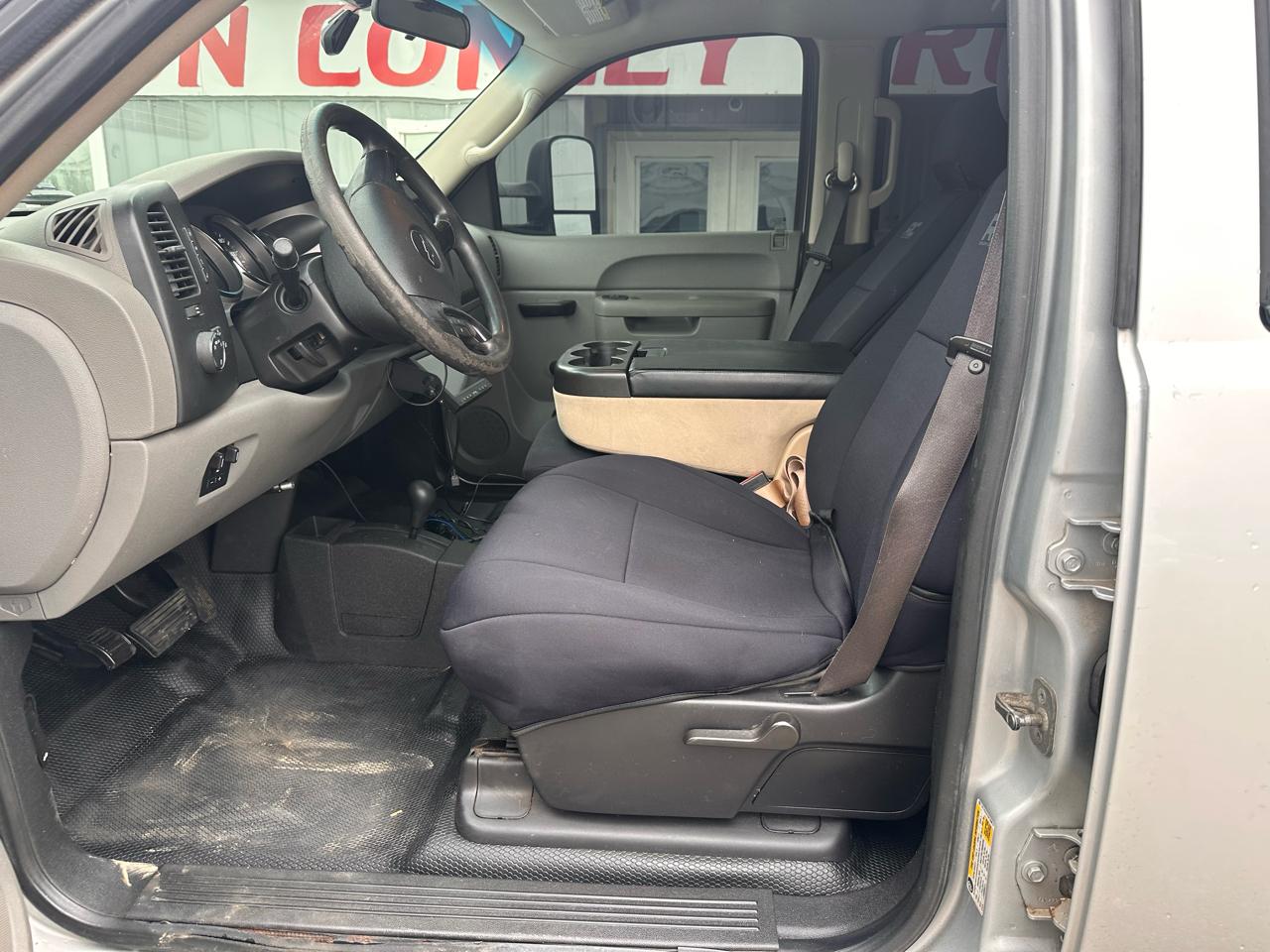 Chevrolet Silverado 2500HD 4WD Crew Cab 153.7" Work Truck 2013