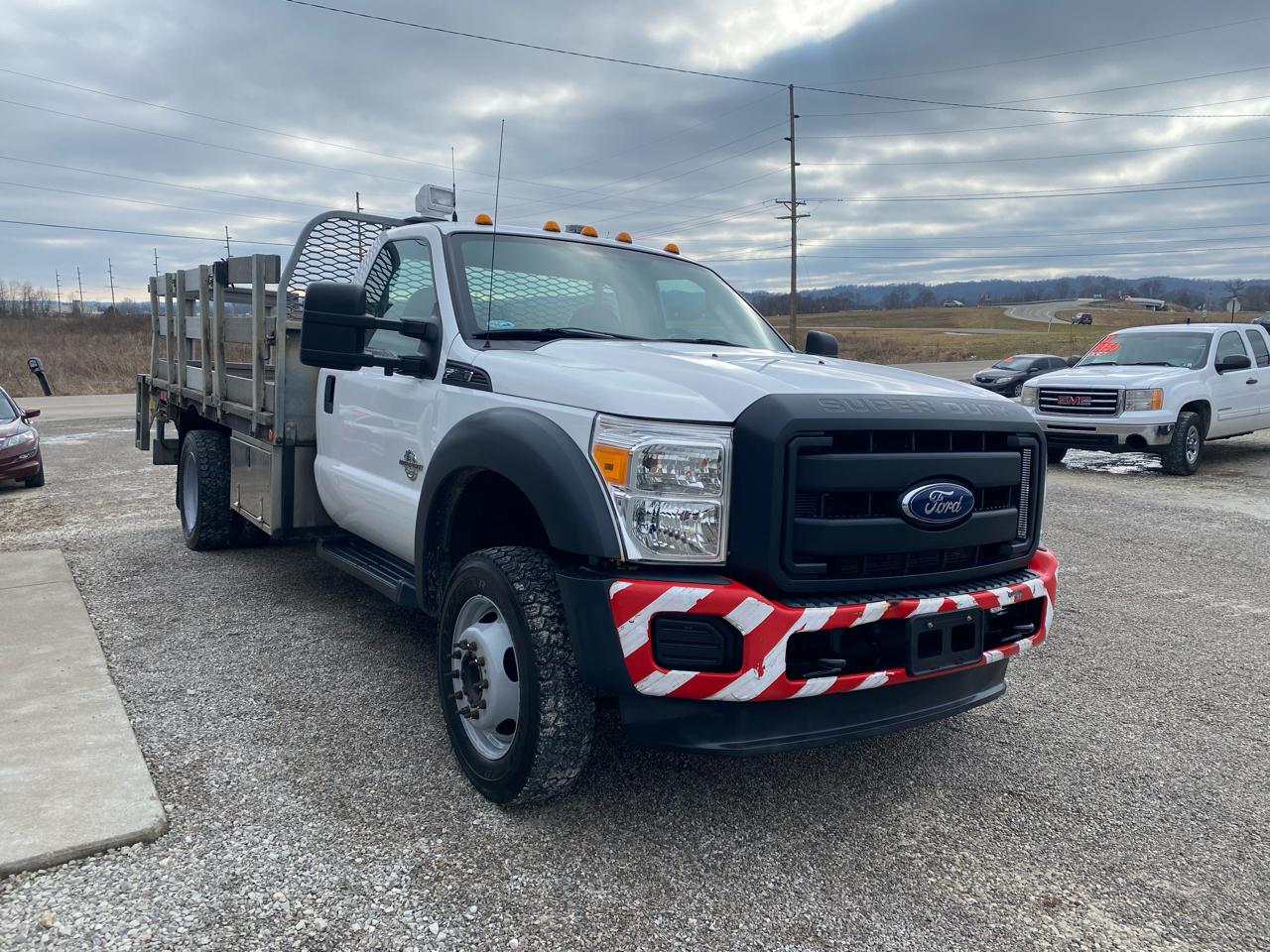 Ford Super Duty F-450 DRW 4WD Reg Cab 141" WB 60" CA XLT 2012