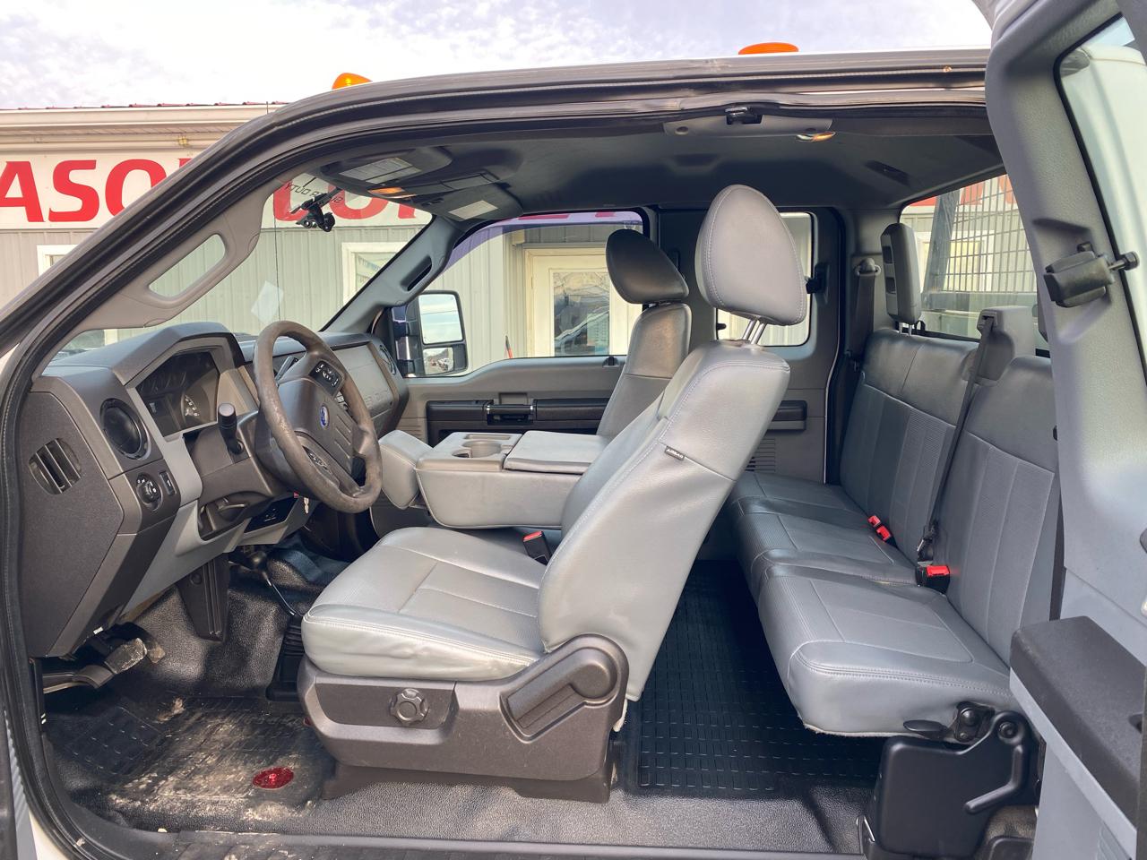 Ford Super Duty F-250 SRW 4WD SuperCab 158" XLT 2016