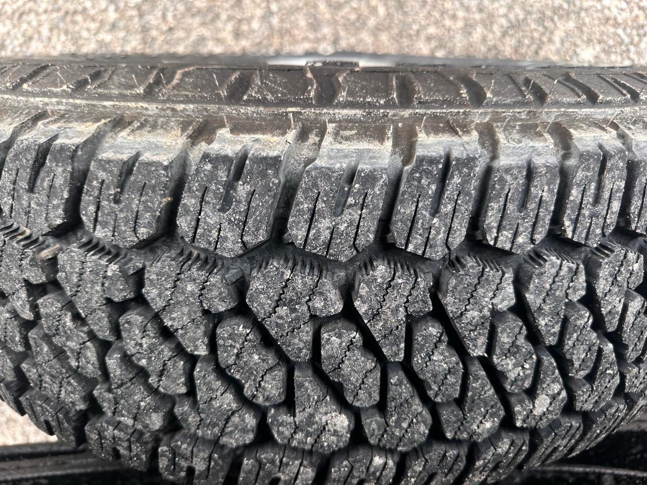 Ford Econoline Cargo Van E-250 Recreational 2012