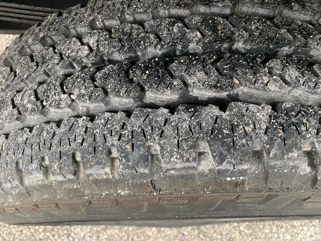 Ford Super Duty F-250 Reg Cab 137" XLT 4WD 2006