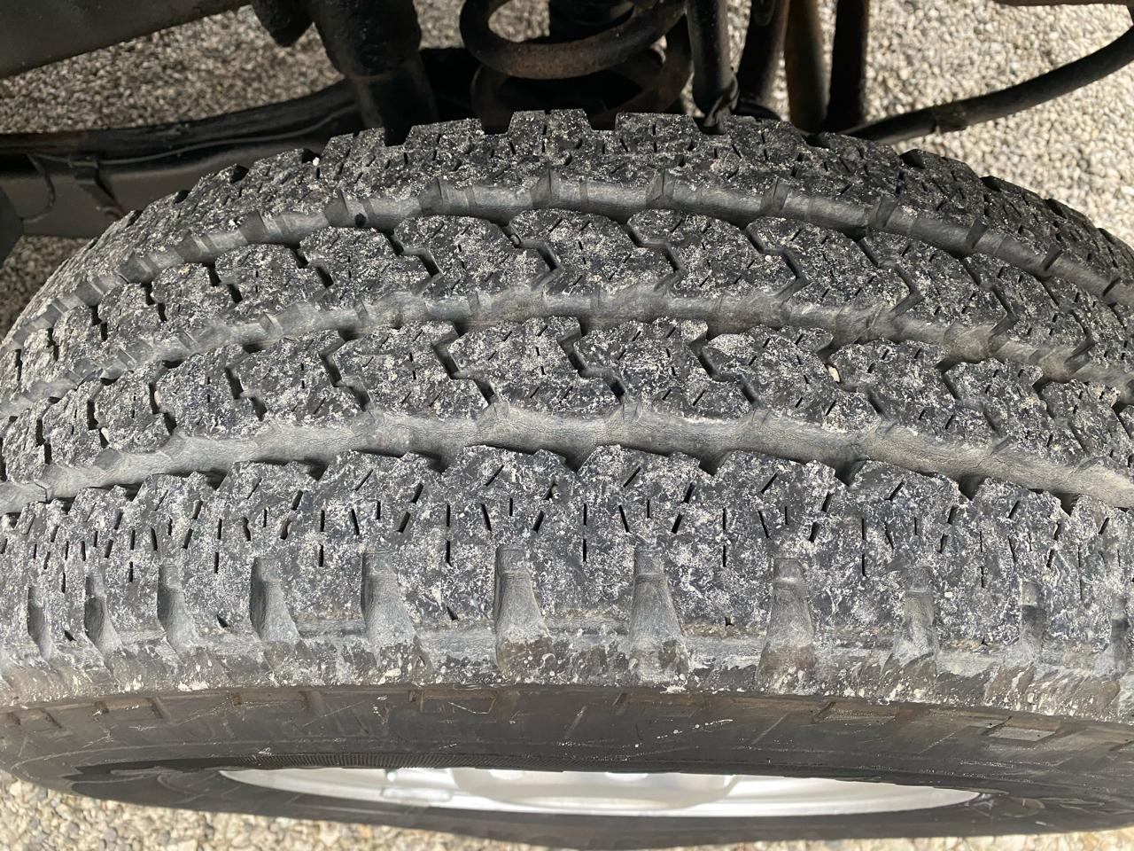 Ford Super Duty F-250 Reg Cab 137" XLT 4WD 2006