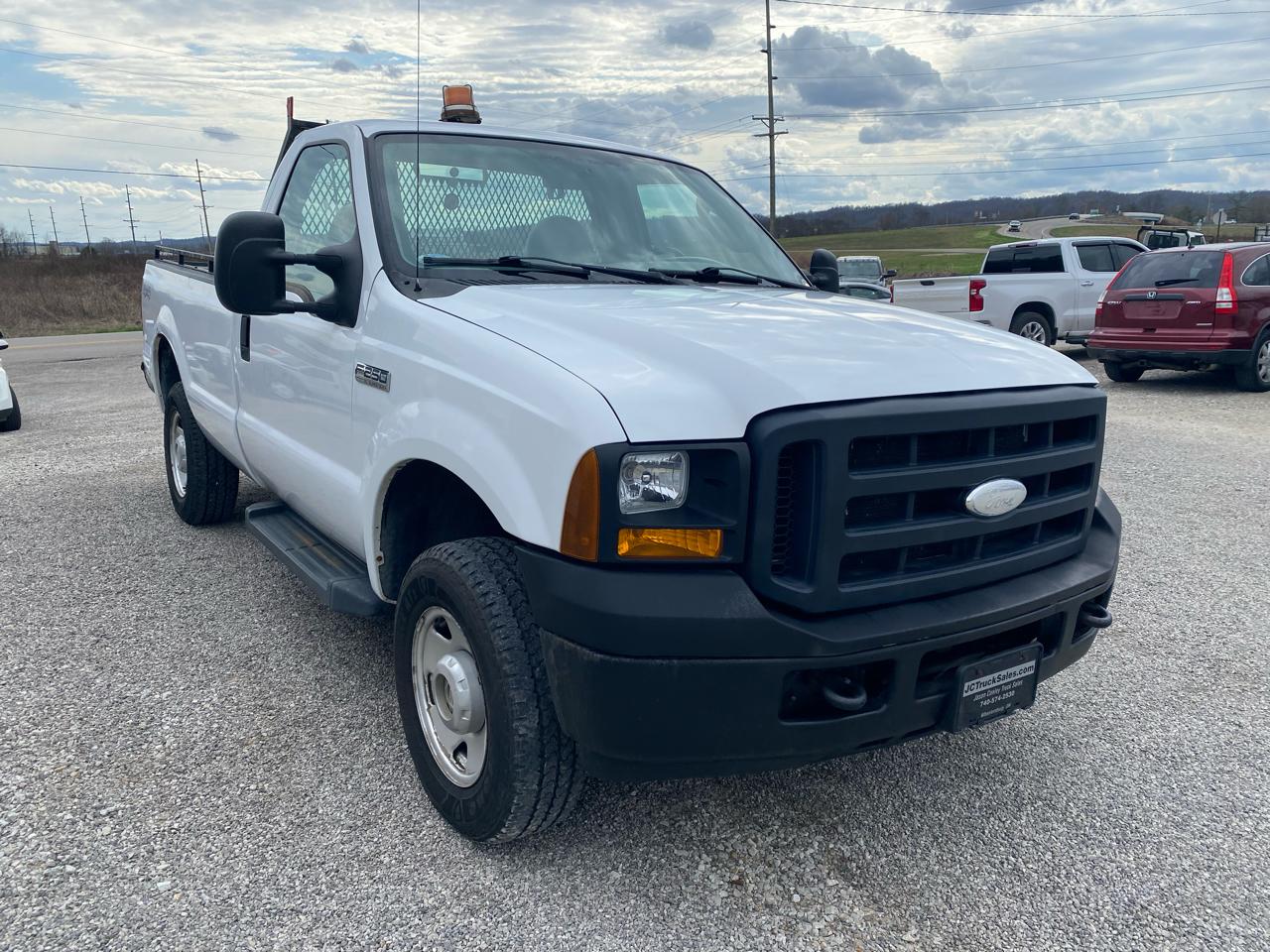 Ford Super Duty F-250 Supercab 142" XL 4WD 2006