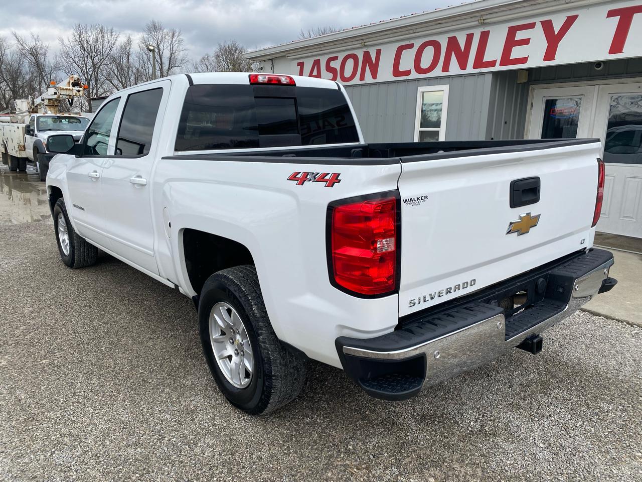 Chevrolet Silverado 1500 4WD Crew Cab 143.5" LT w/1LT 2018