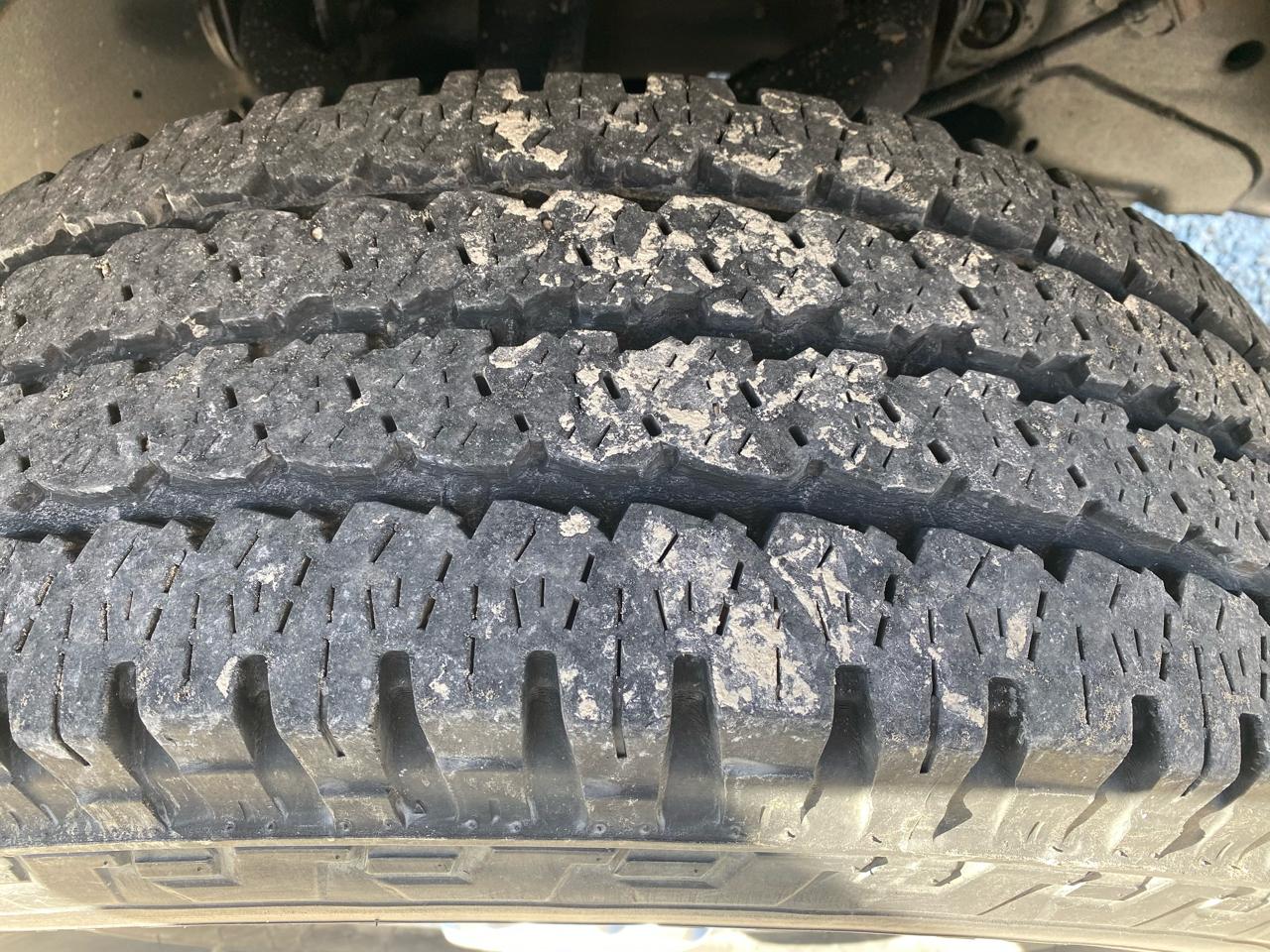 Chevrolet Silverado 2500HD Reg Cab 133" WB 4WD Work Truck 2003