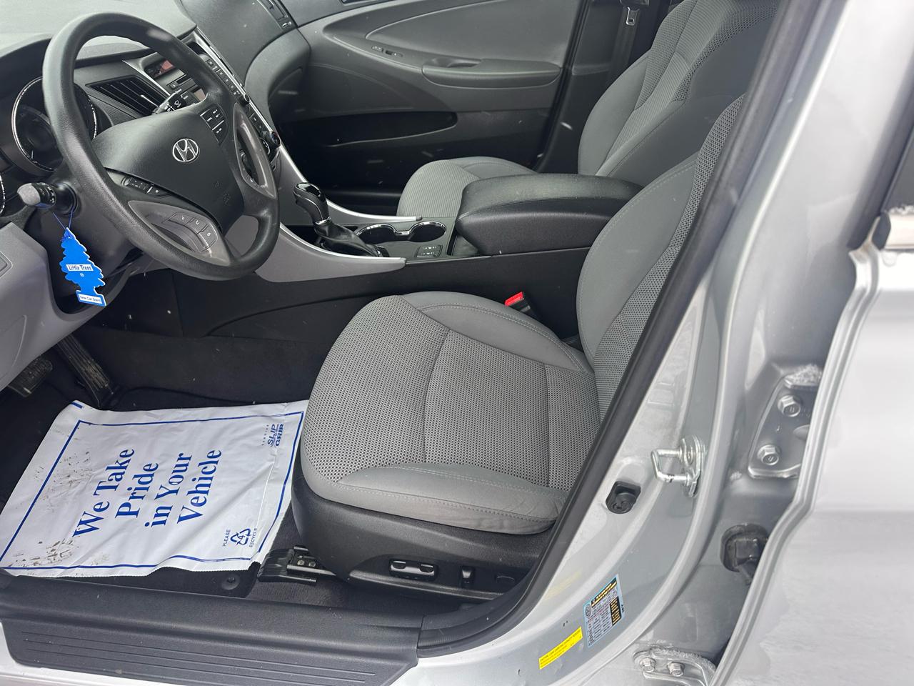 Hyundai Sonata 4dr Sdn 2.4L Auto GLS 2014