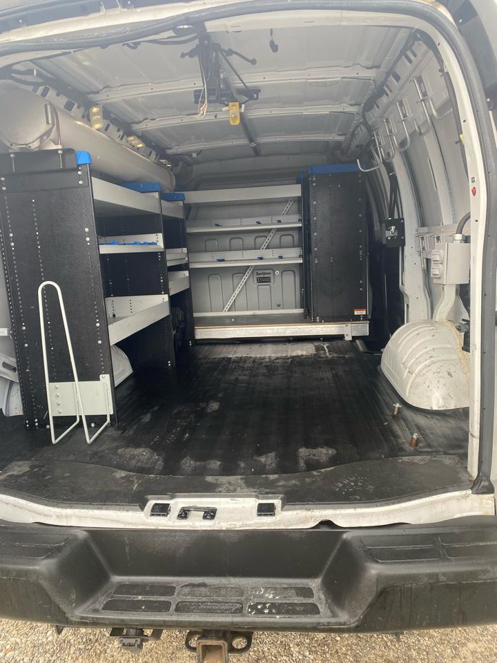 Chevrolet Express Cargo Van RWD 2500 135" 2015