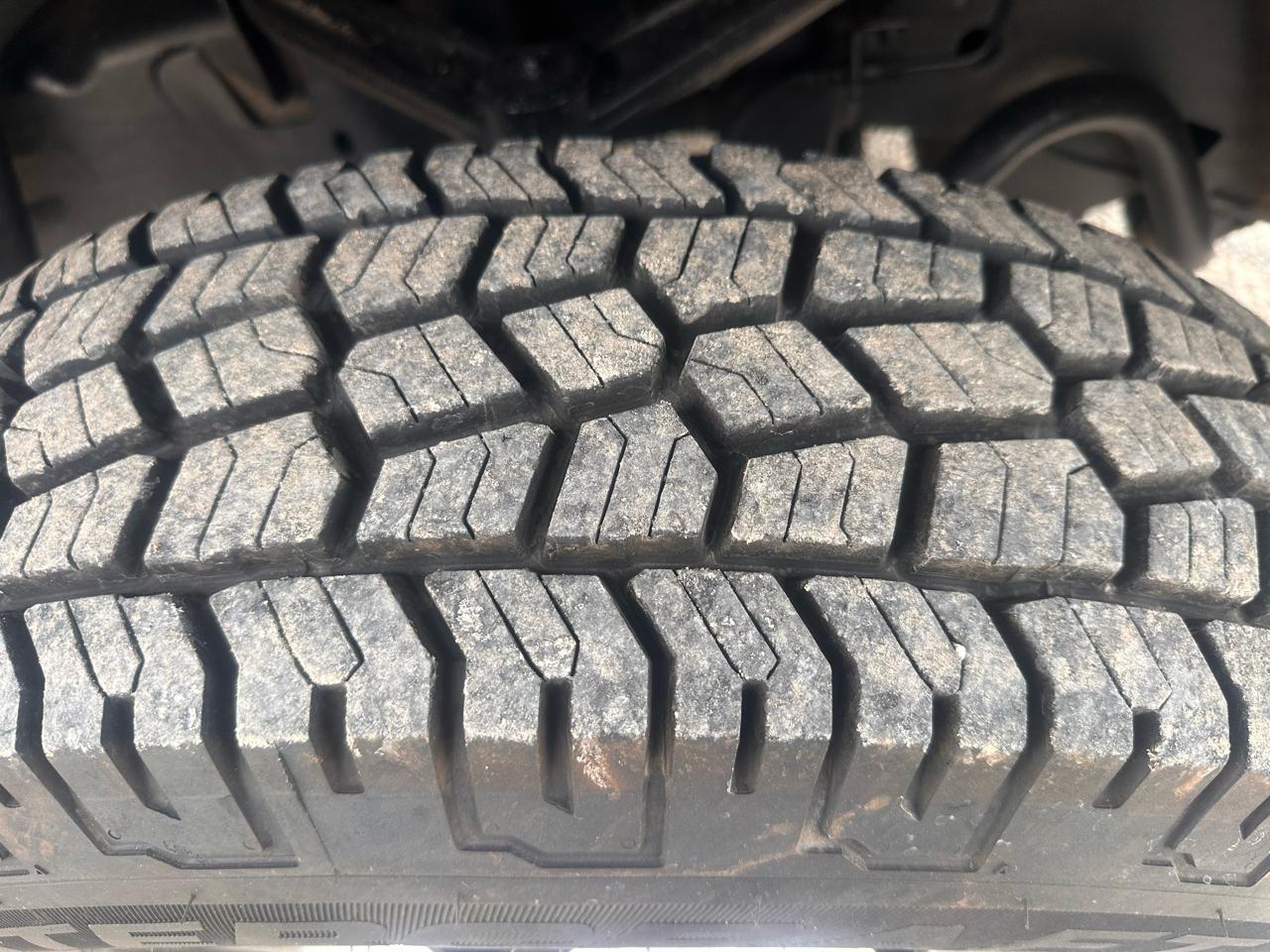 GMC Sierra 3500HD 2WD Reg Cab 162" WB, 83.58" CA 2016