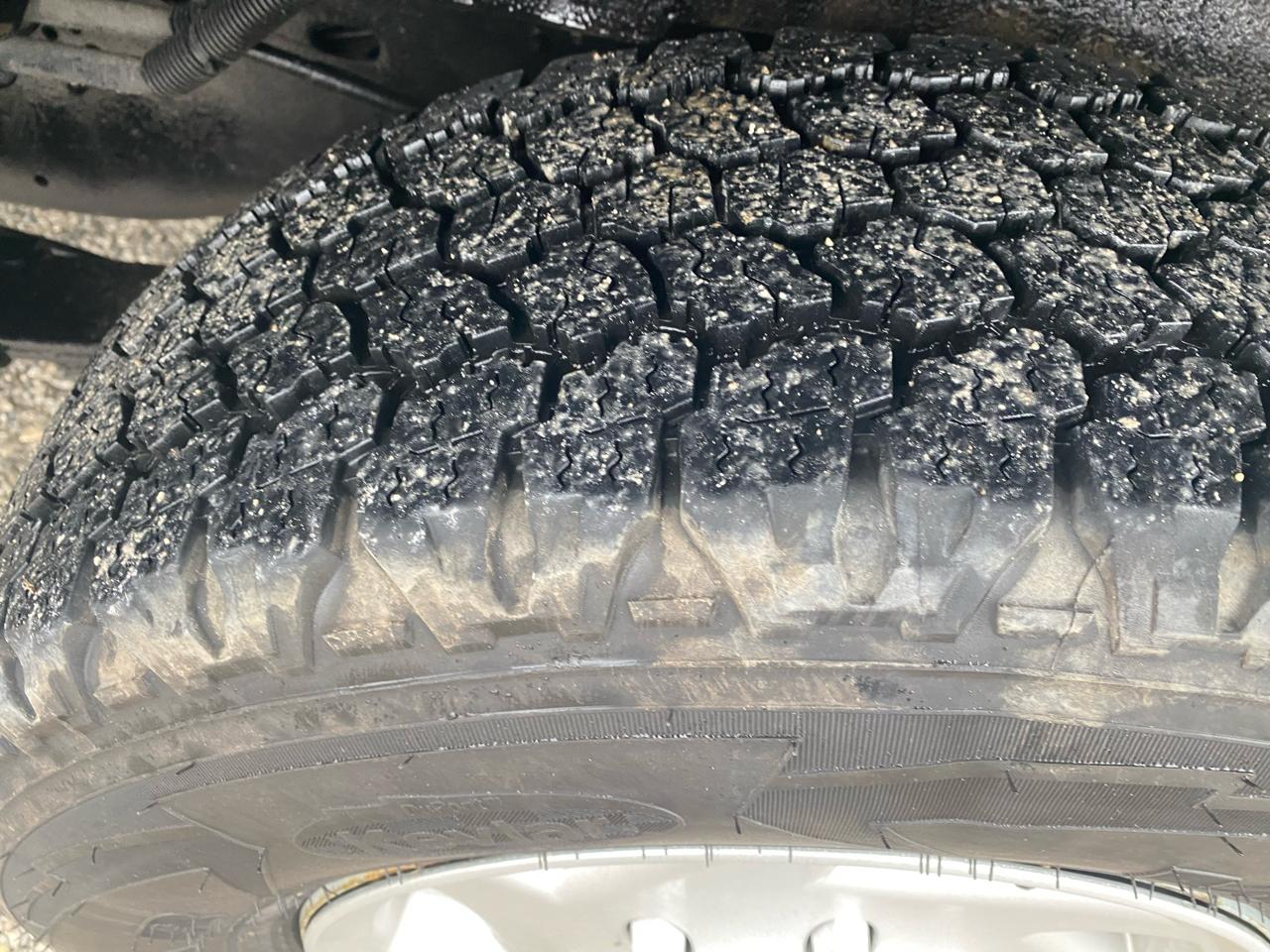 Ford Econoline Cargo Van E-350 Super Duty Ext Commercial 2012