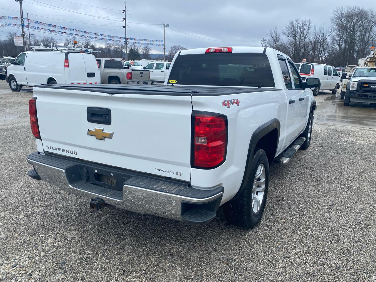 Chevrolet Silverado 1500 4WD Double Cab 143.5" LT w/1LT 2014