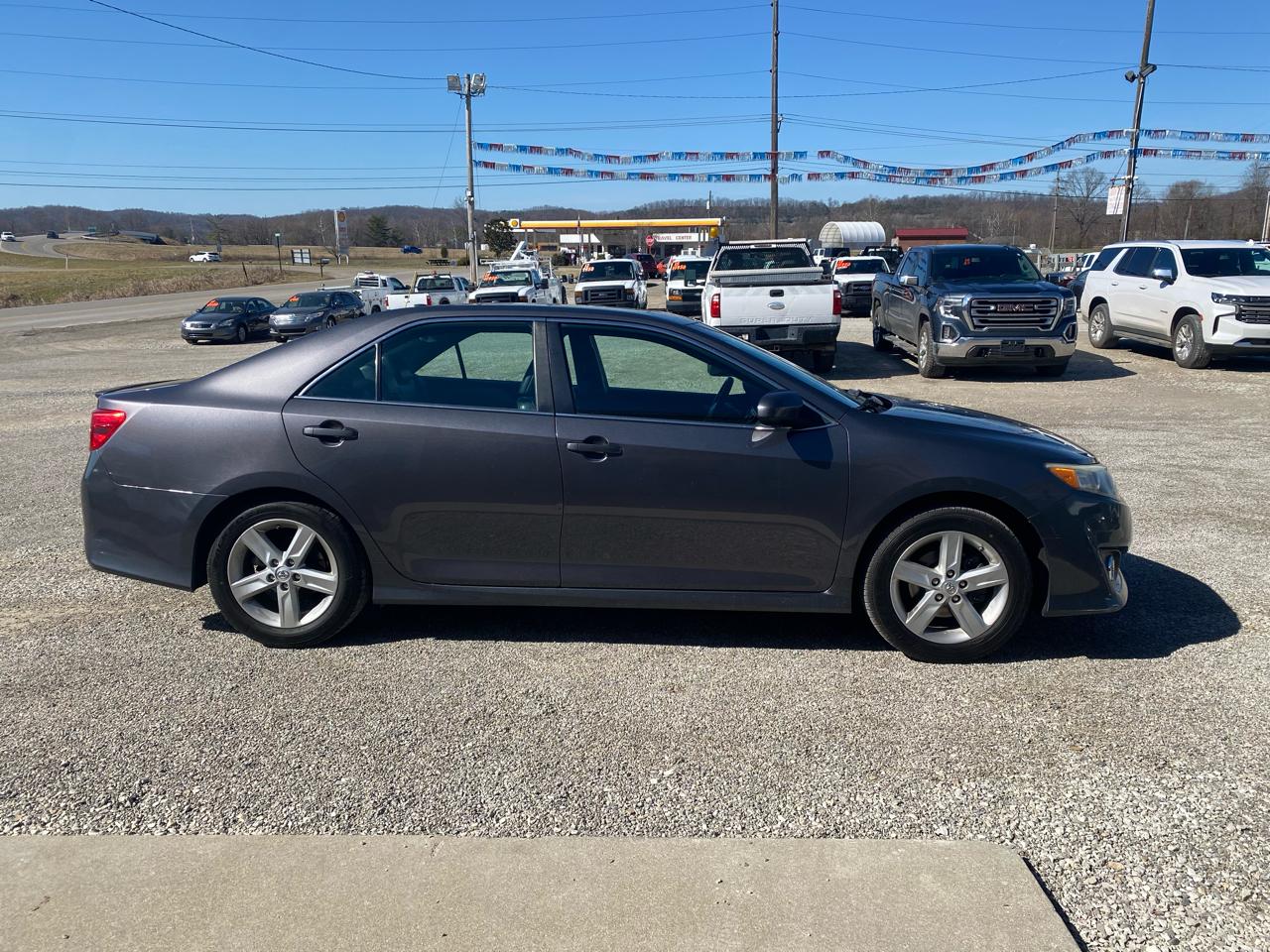 Toyota Camry 2014.5 4dr Sdn I4 Auto SE (Natl) 2014