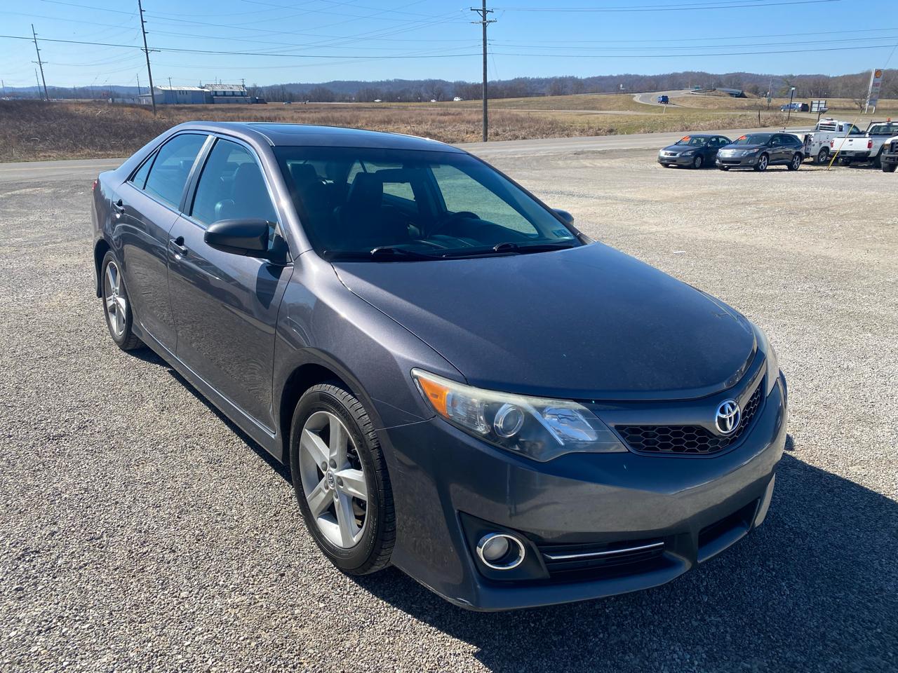 Toyota Camry 2014.5 4dr Sdn I4 Auto SE (Natl) 2014
