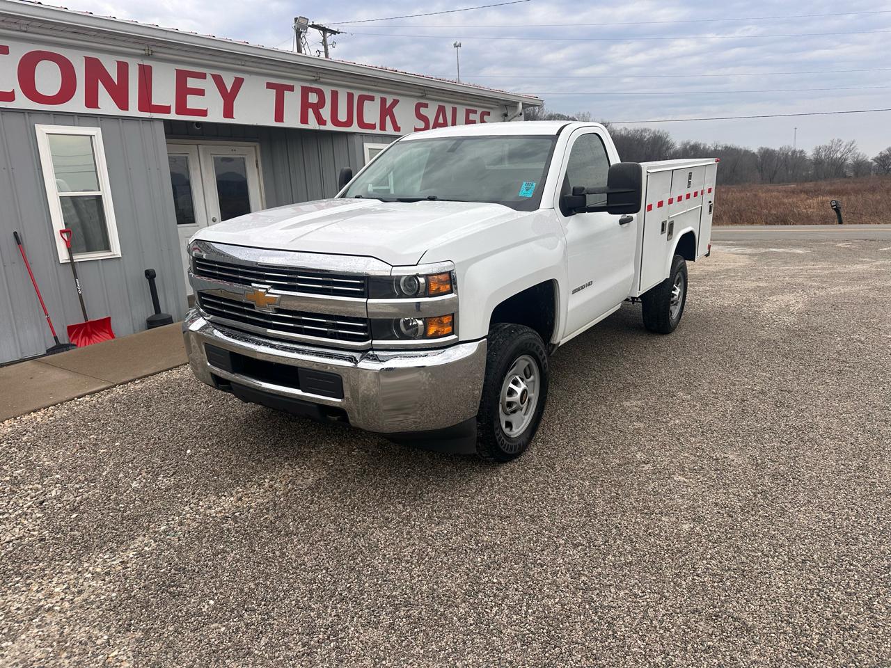 Chevrolet Silverado 2500HD 2WD Reg Cab 133.6" Work Truck 2016