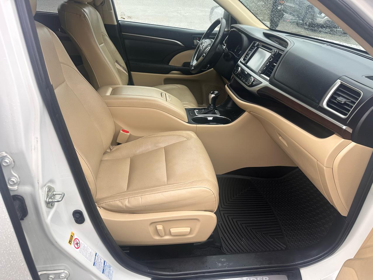 Toyota Highlander AWD 4dr V6 Limited (Natl) 2015