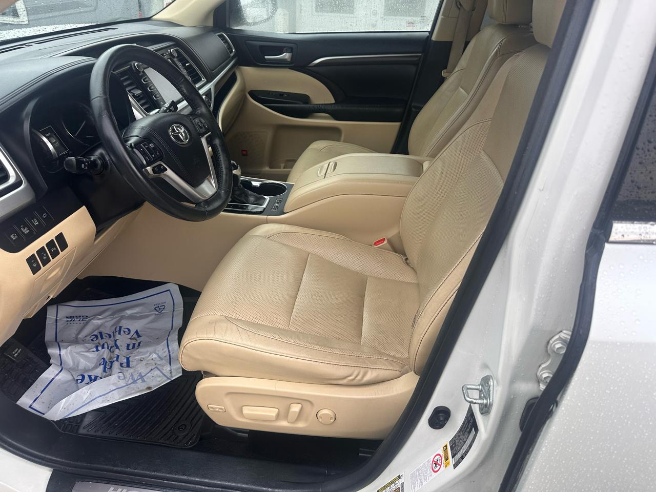 Toyota Highlander AWD 4dr V6 Limited (Natl) 2015