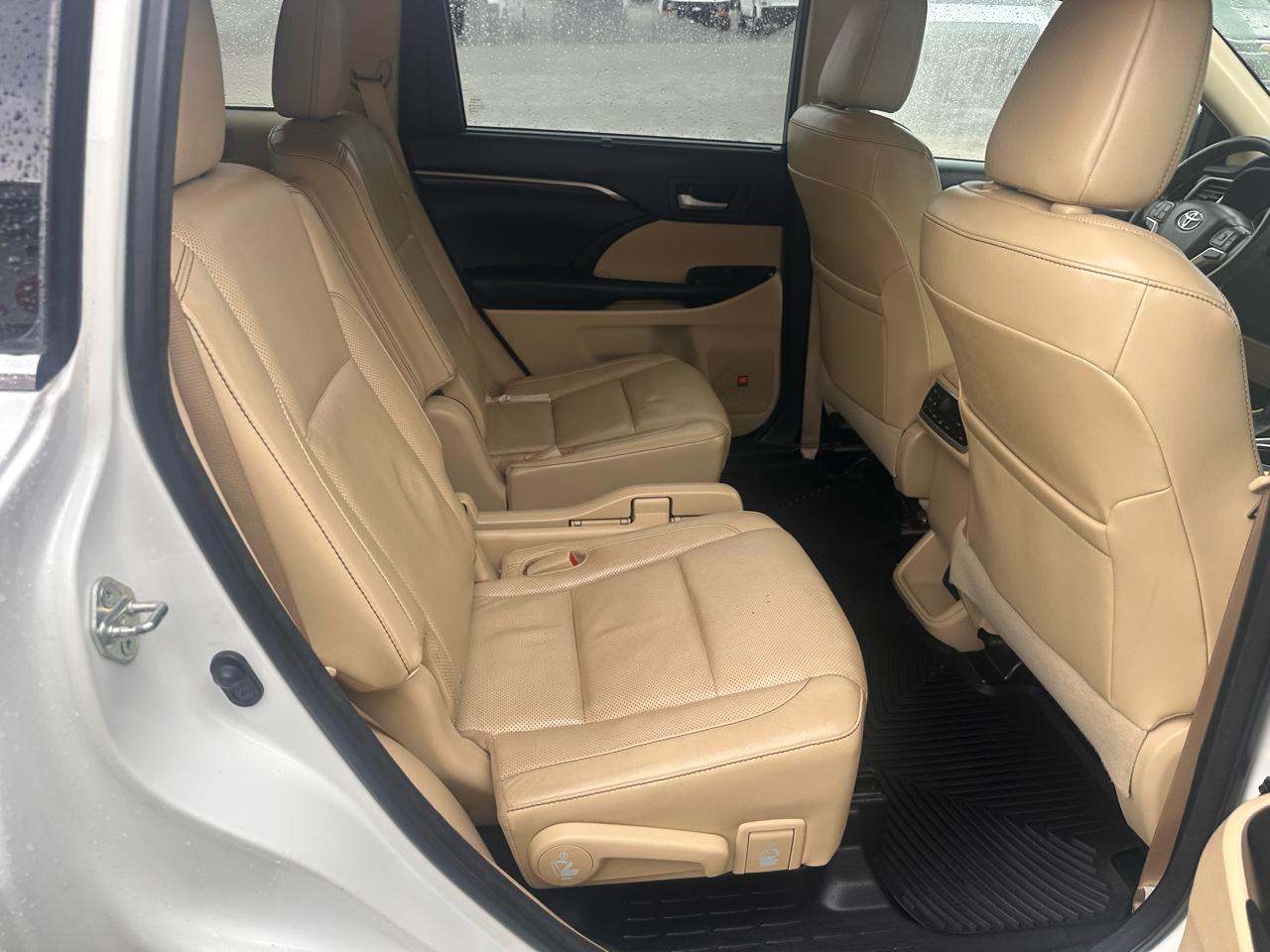 Toyota Highlander AWD 4dr V6 Limited (Natl) 2015