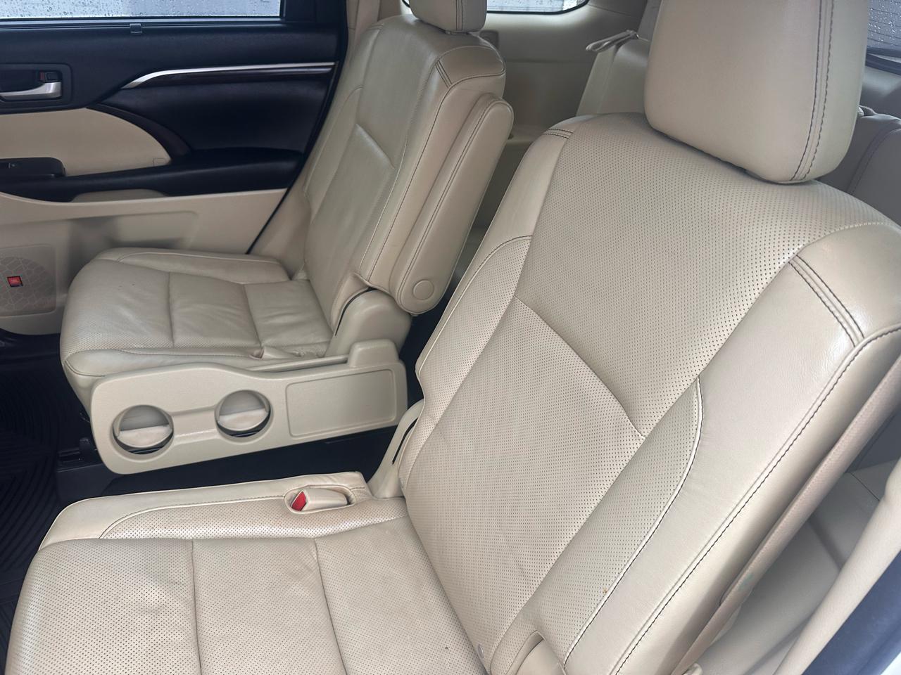 Toyota Highlander AWD 4dr V6 Limited (Natl) 2015