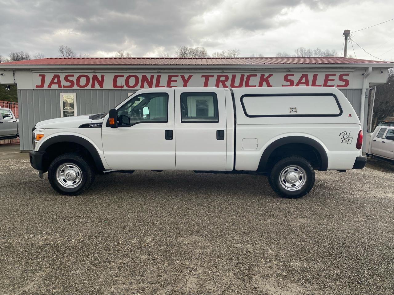 Ford Super Duty F-250 SRW 4WD Crew Cab 156" XL 2015