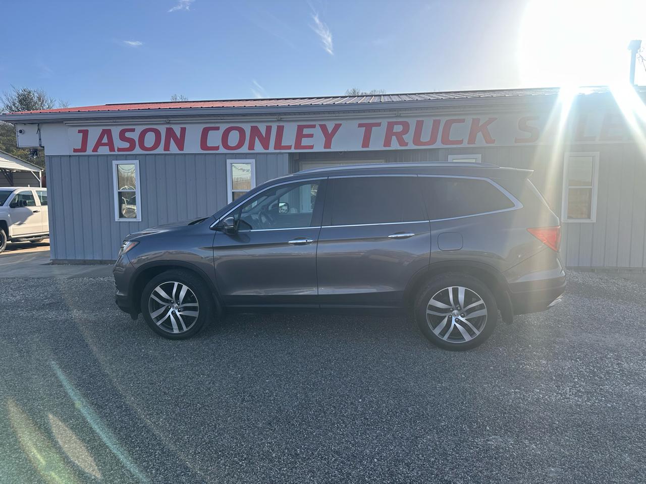 Honda Pilot AWD 4dr Elite w/RES & Navi 2016