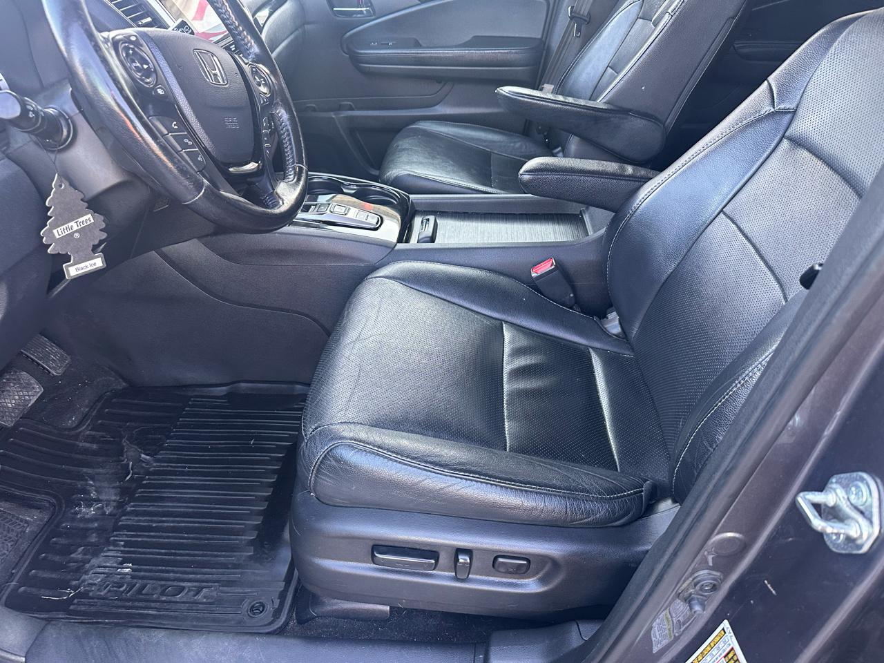 Honda Pilot AWD 4dr Elite w/RES & Navi 2016