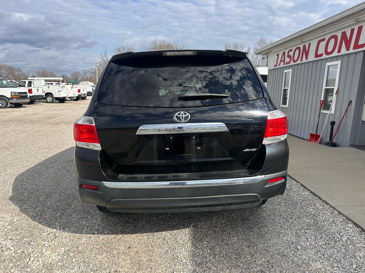 Toyota Highlander 4WD 4dr V6 (Natl) 2013