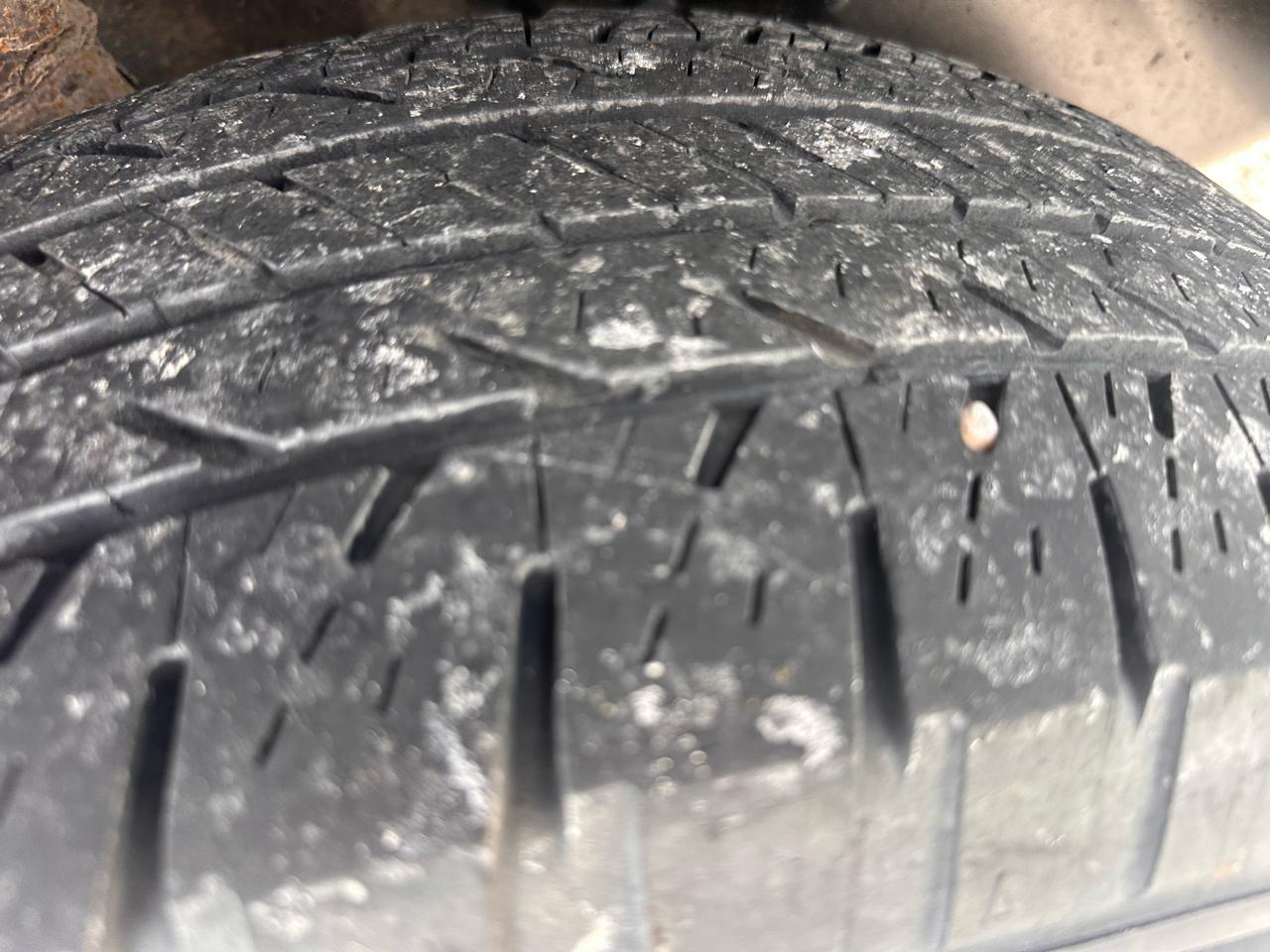 Toyota Highlander 4WD 4dr V6 (Natl) 2013