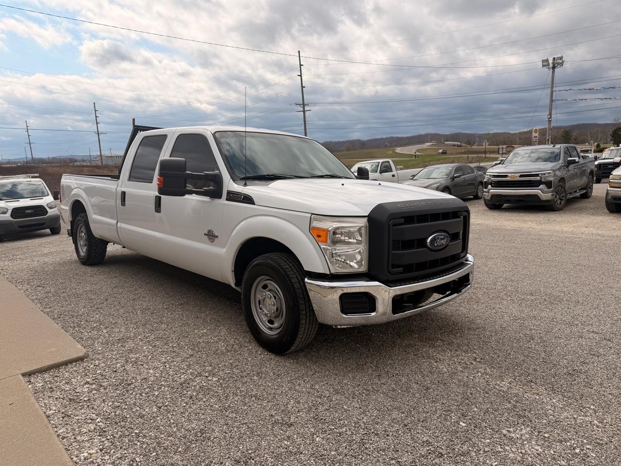 Ford Super Duty F-350 SRW 2WD Crew Cab 172" XL 2013