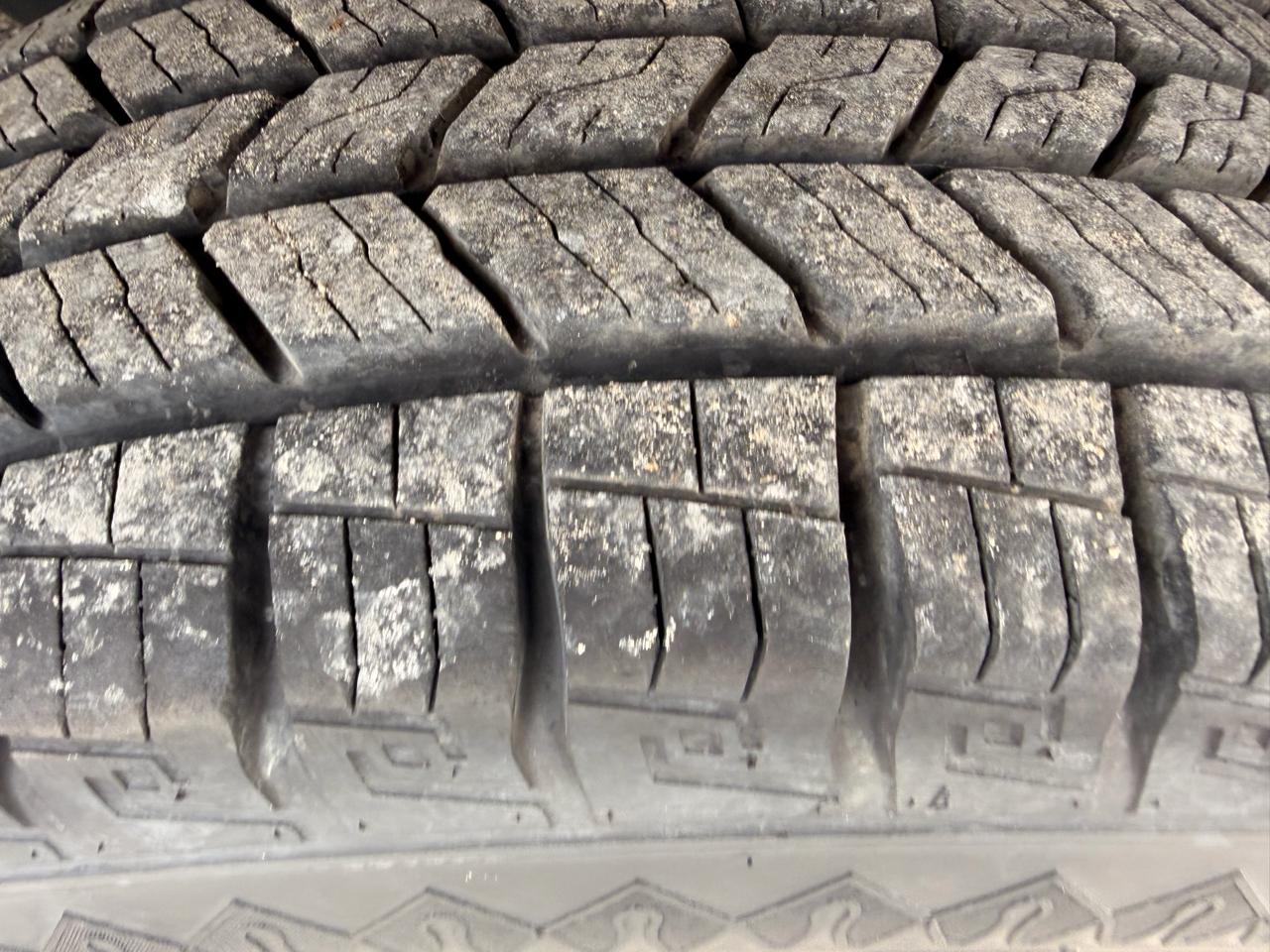 Ford Transit Van T-250 130" Low Rf 9000 GVWR Sliding RH Dr 2017