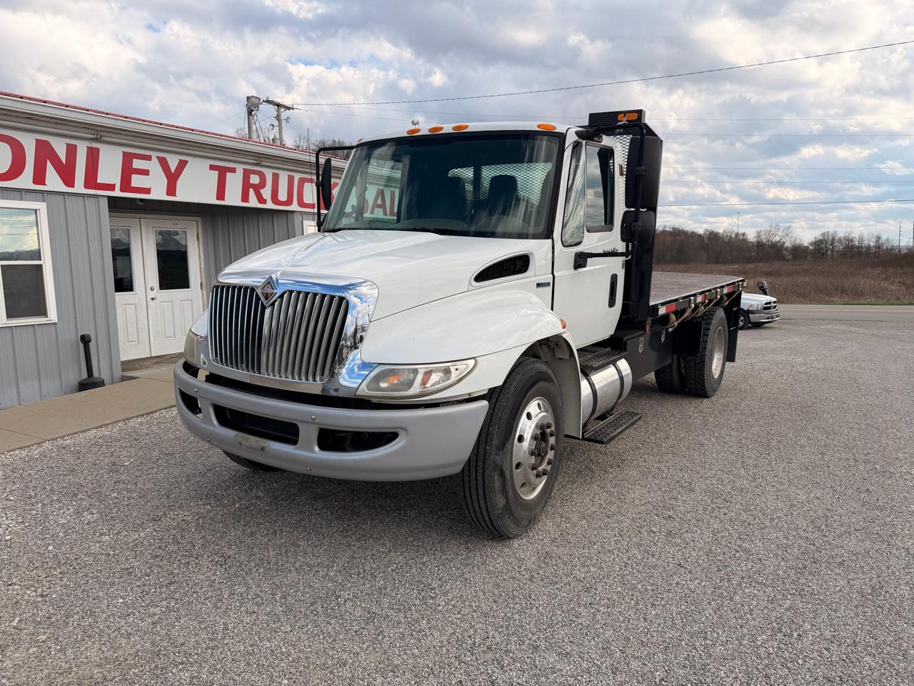 International 4300  2010