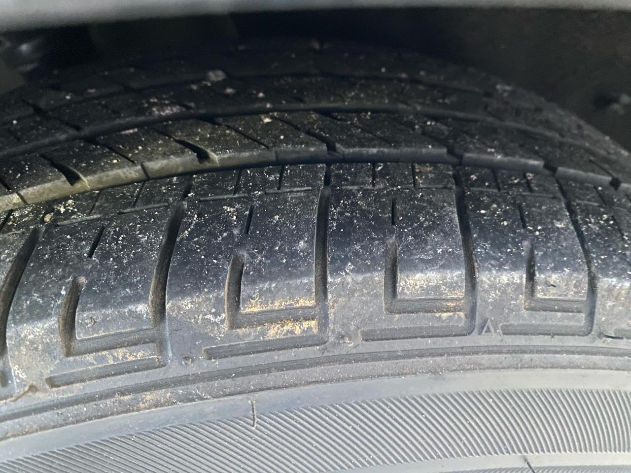 Toyota Camry 4dr Sdn I4 Auto XLE (Natl) 2013