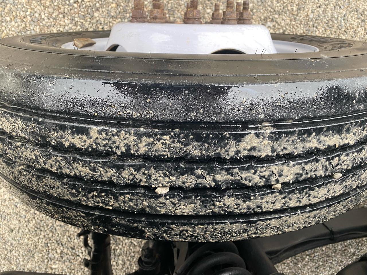 Ford Super Duty F-450 DRW 4WD Crew Cab 176" WB 60" CA XL 2008