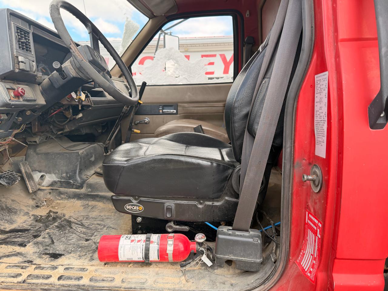 Chevrolet C7H042 Base 1997