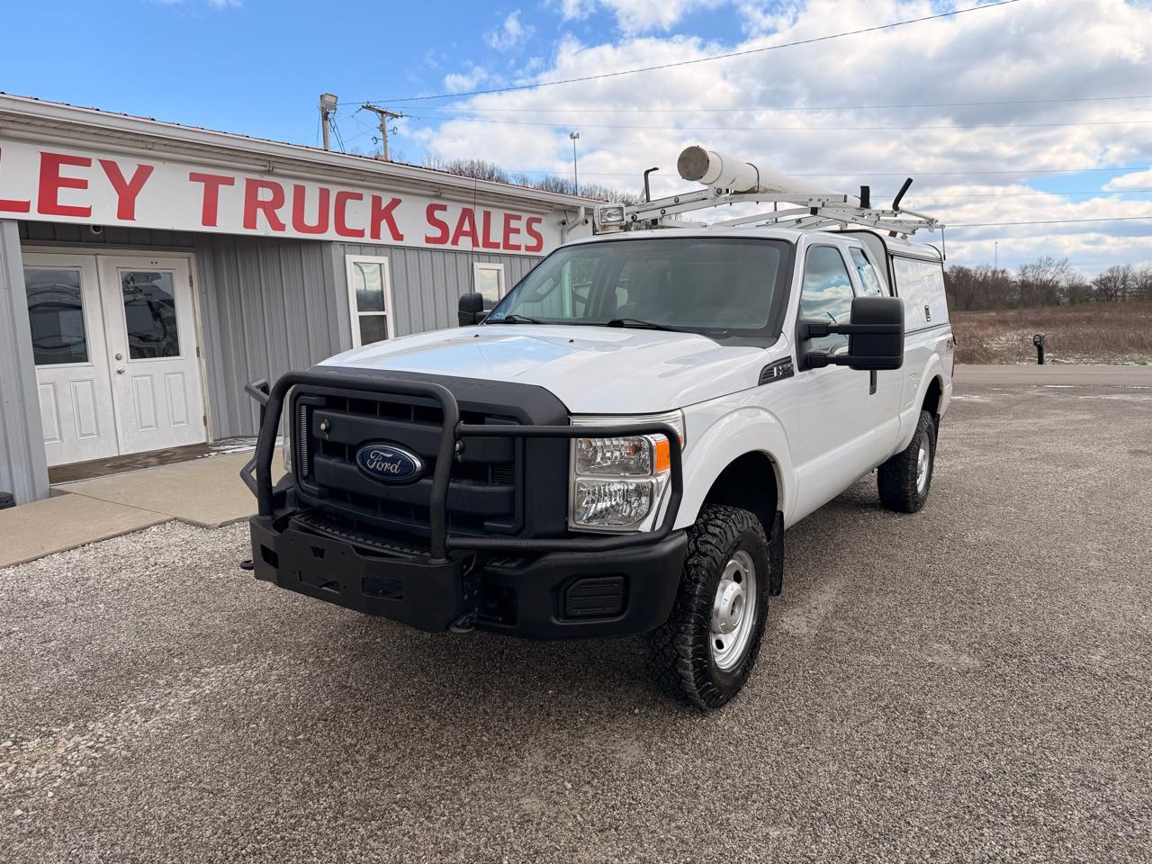 Ford Super Duty F-250 SRW 4WD SuperCab 158" XL 2015