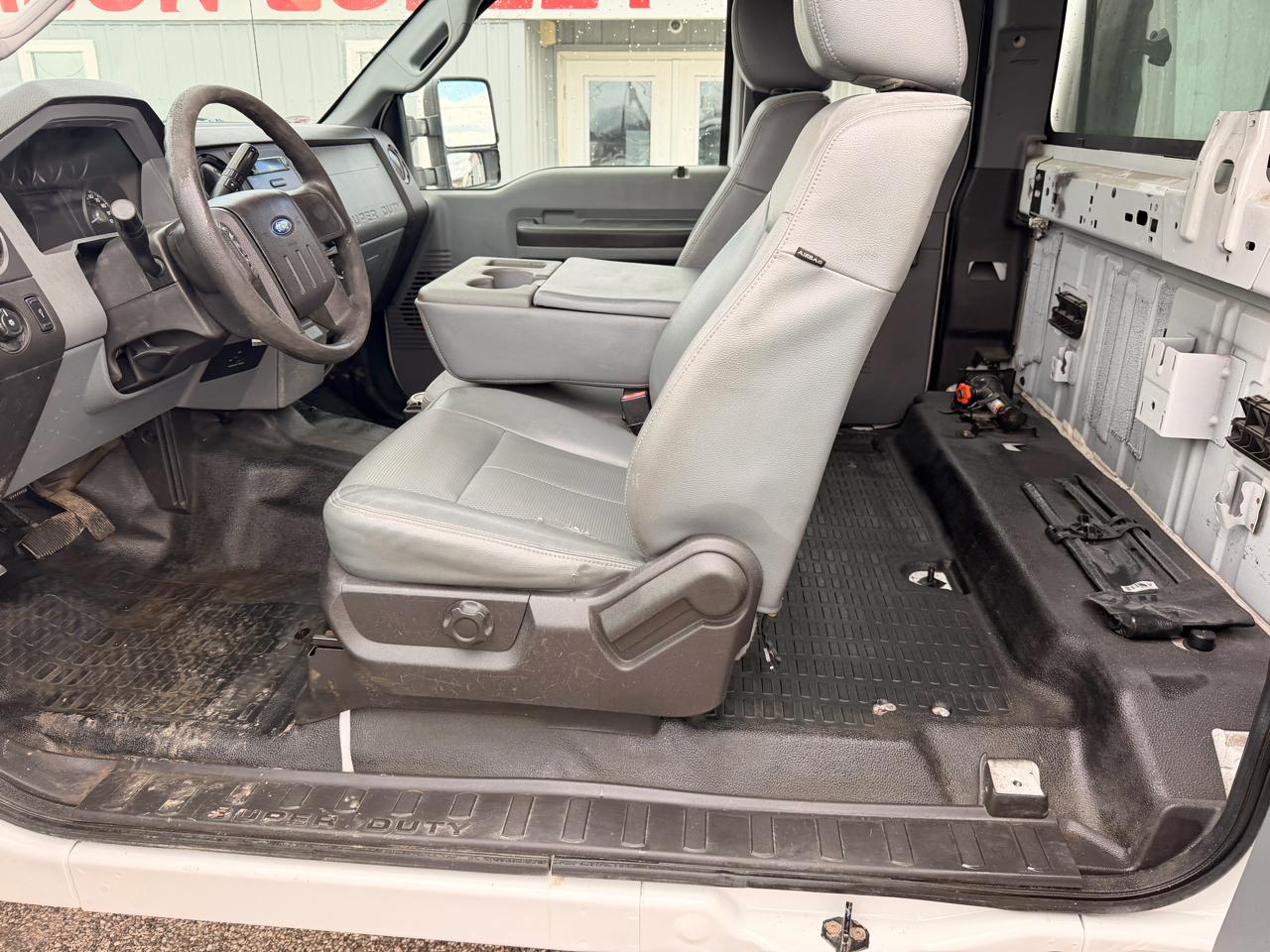 Ford Super Duty F-250 SRW 4WD SuperCab 158" XL 2015