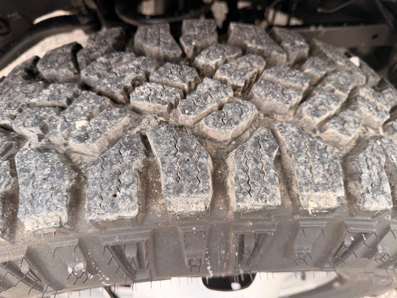 Dodge Ram 3500 2WD Reg Cab 143.5" WB 60" CA 2008