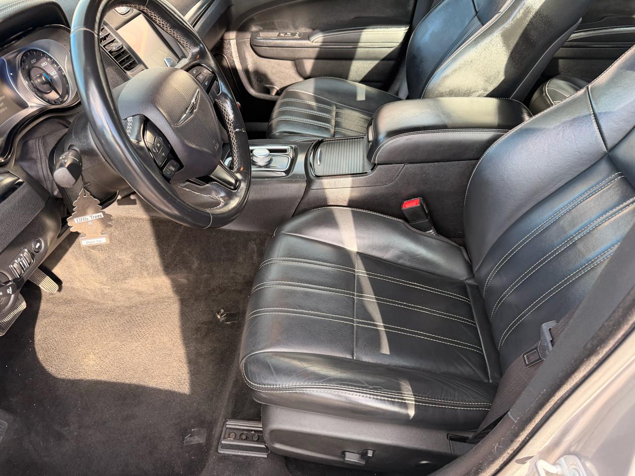 Chrysler 300 4dr Sdn 300S AWD 2016